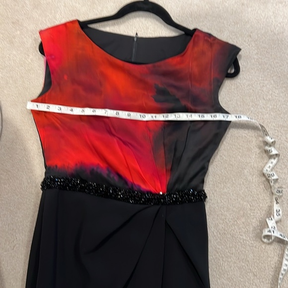 Rene Ruiz gown size 2 NWOT mermaid style with black whine stone - Picture 4 of 9